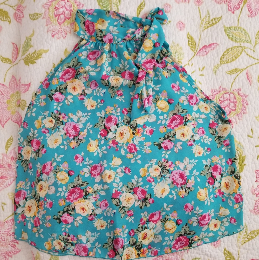 Halter Top - Picture 2 of 4